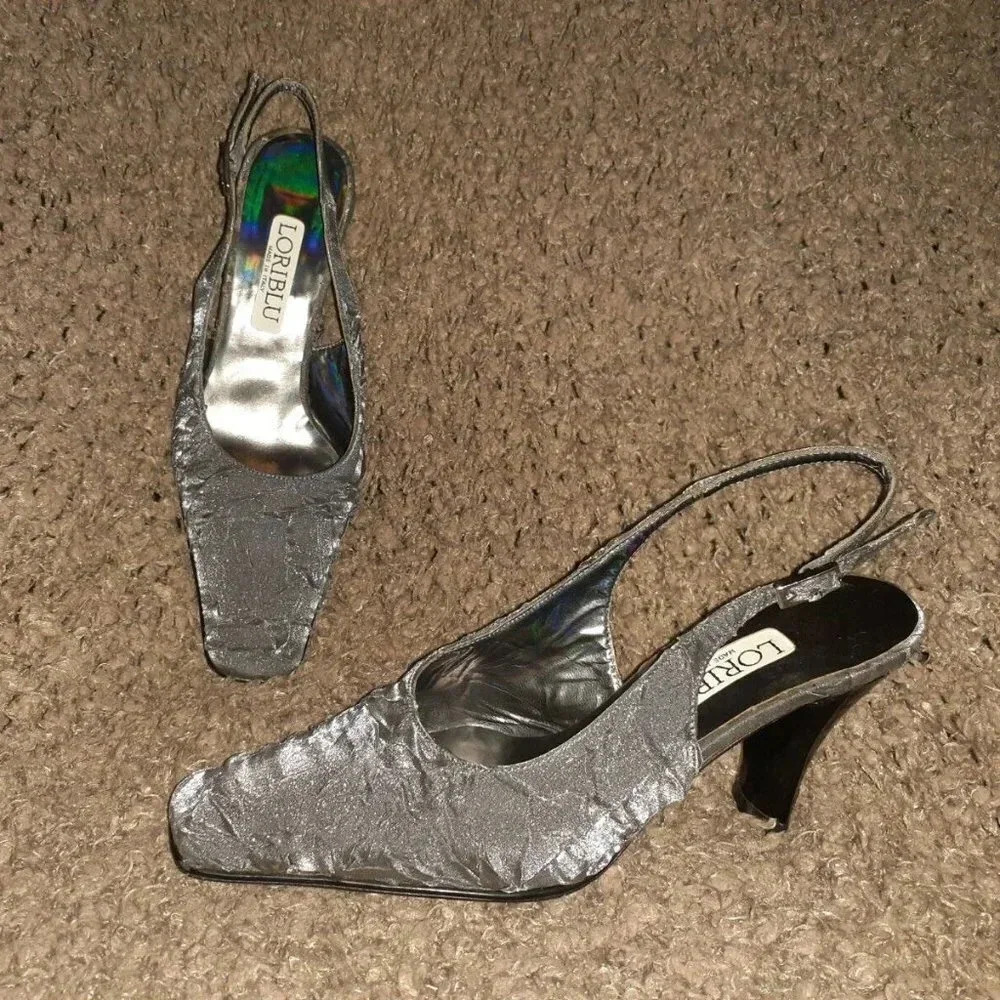 LORIBLU-Crushed Silk Silver Slingbacks-Leather Lining/Sole-Sz 34.5-4.5-Near Mint